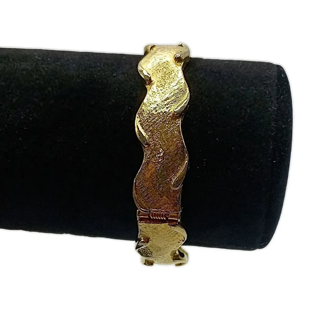 Vintage Clamper Bracelet Bangle Cuff Wave Crown Design Gold Tone Baroque Regency